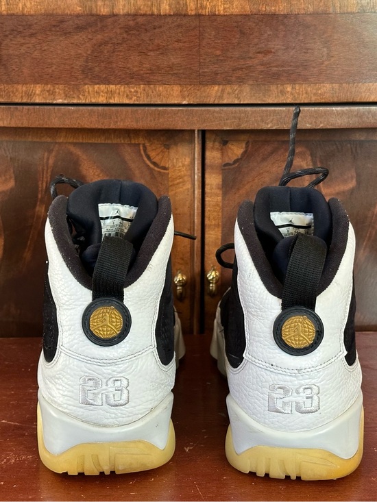 Nike Air Jordan 9 Retro Basketball Sneakers main image 4